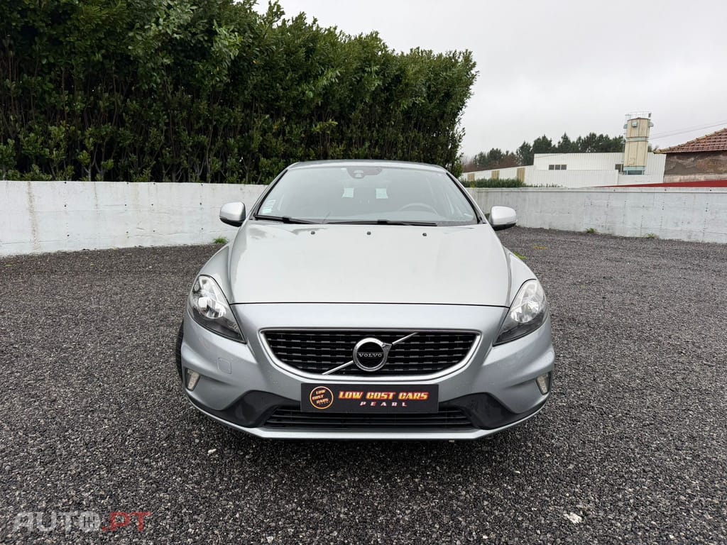 Volvo V40 2.0 D2 R-Design