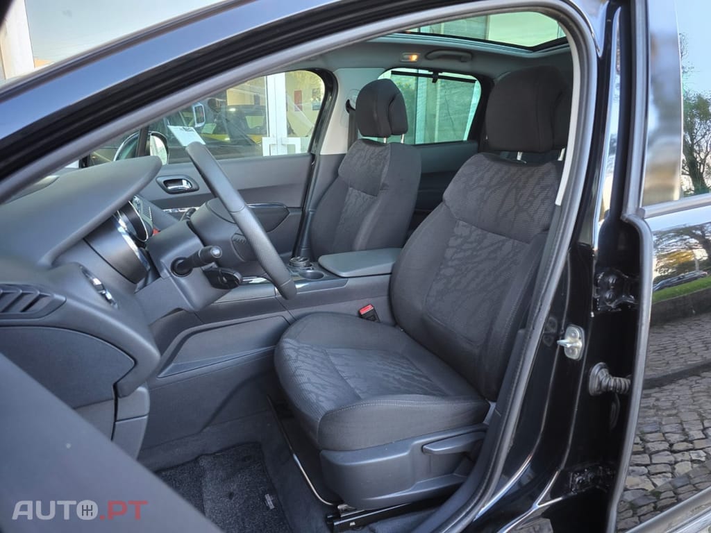 Peugeot 3008 1.6 HDi Premium