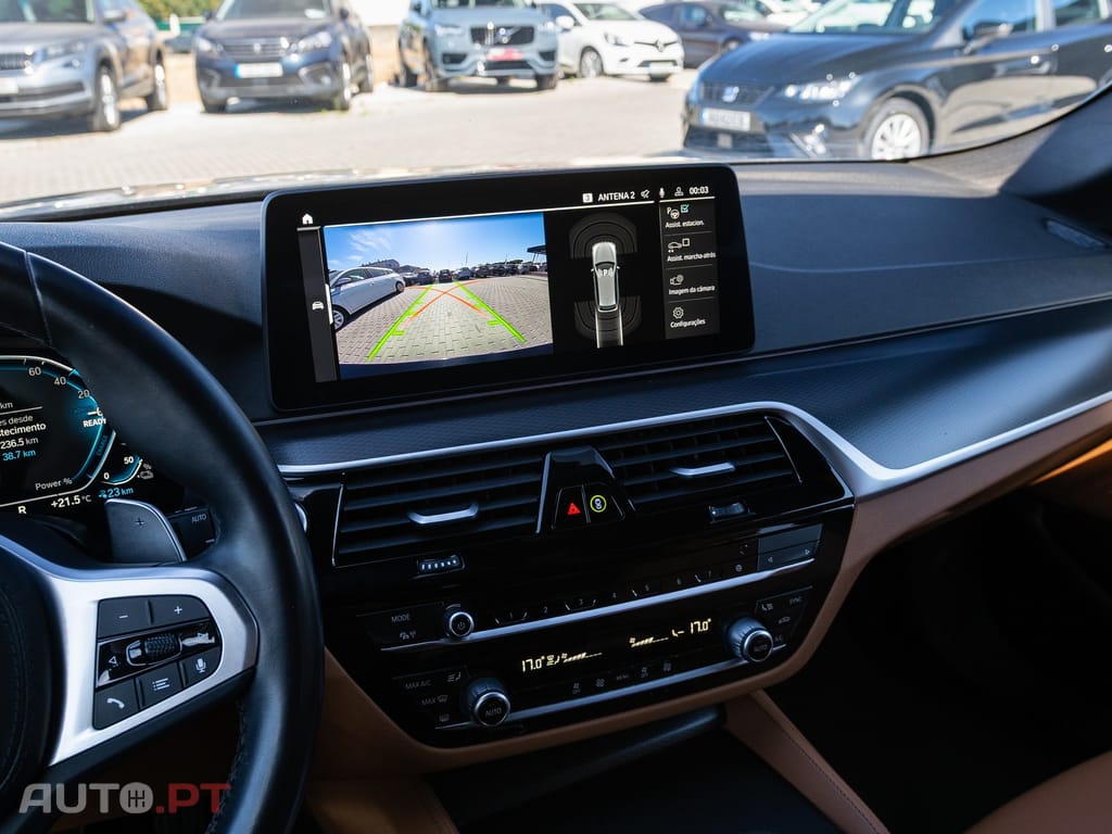 BMW 530 e Pack Desportivo M