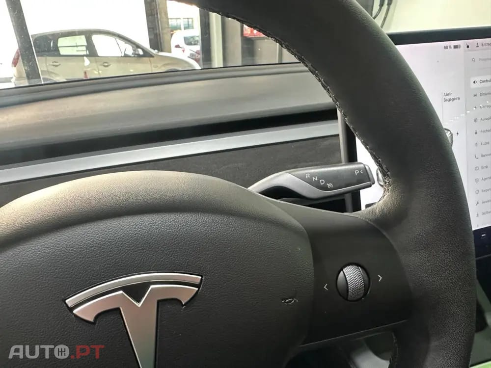 Tesla Model 3 Standard Range Plus RWD