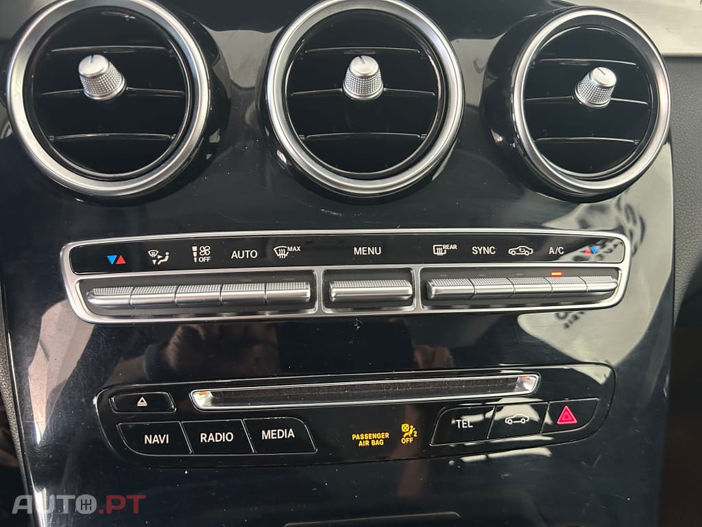 Mercedes-Benz C 300 BlueTEC Hybrid Avantgarde+