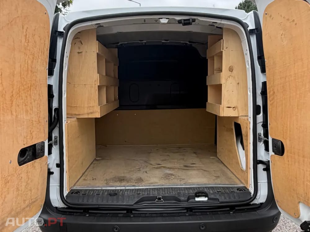 Renault Kangoo Outro
