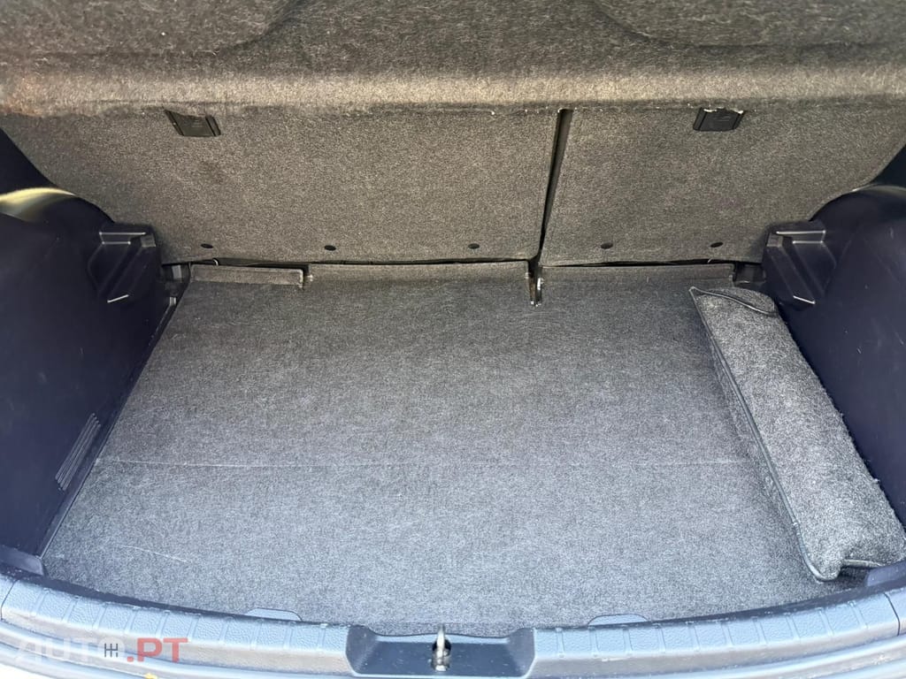 Toyota Yaris 1.0 VVT-i Comfort +PS Style +P.Techno