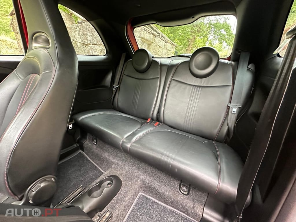 Abarth 500 1.4 T-Jet Competizione