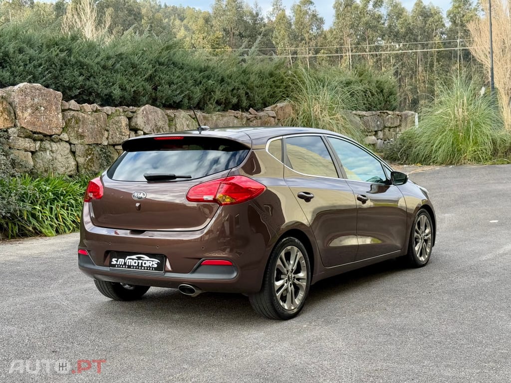 Kia Ceed 1.6 CRDi TX Sport Auto.