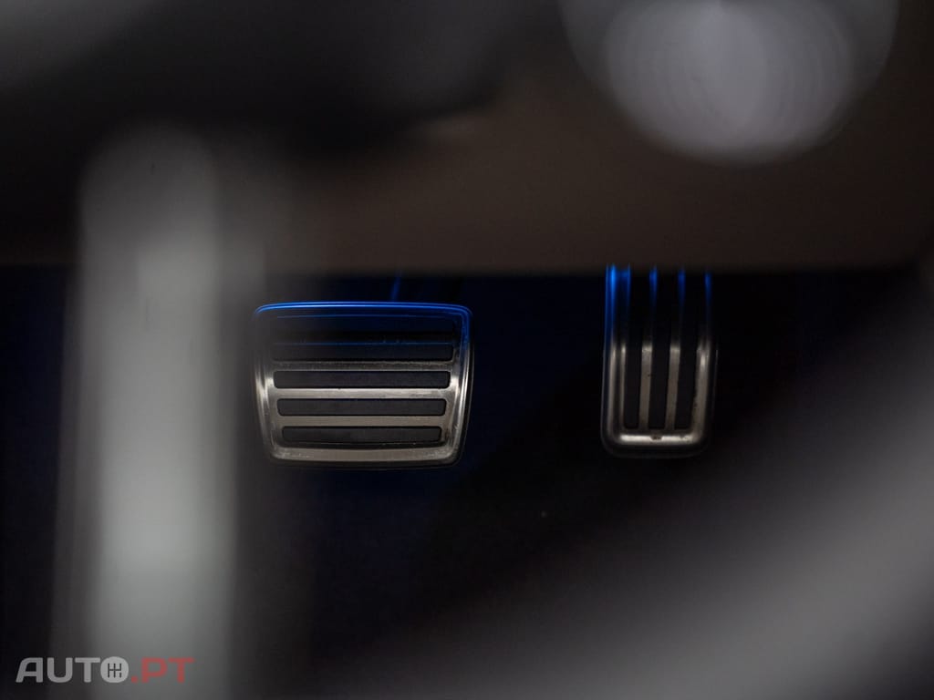 Porsche Macan Electric 4
