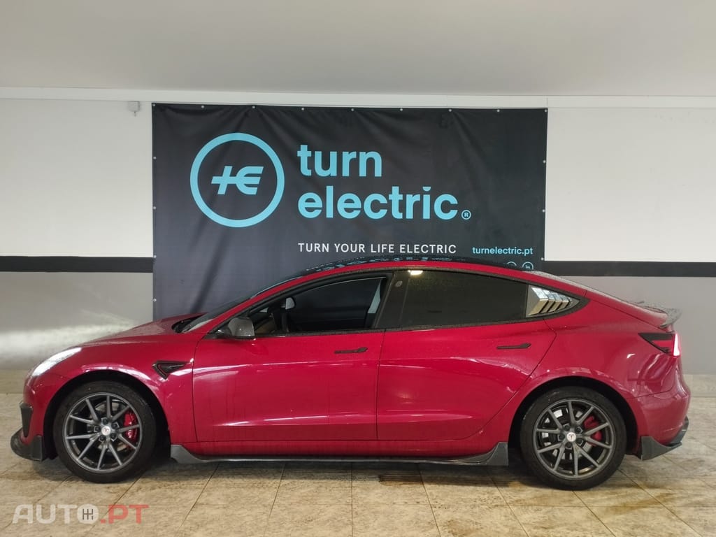 Tesla Model 3 Long Range AWD Dual Motor