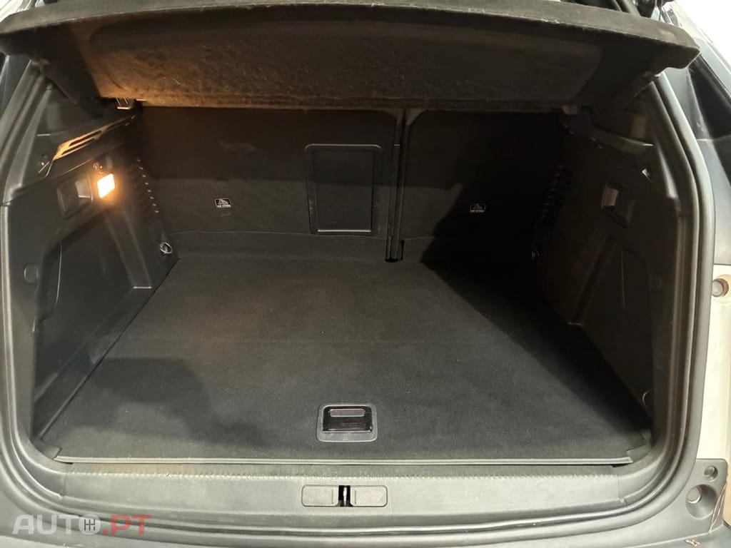 Peugeot 3008 1.6 Hybrid4 GT e-EAT8