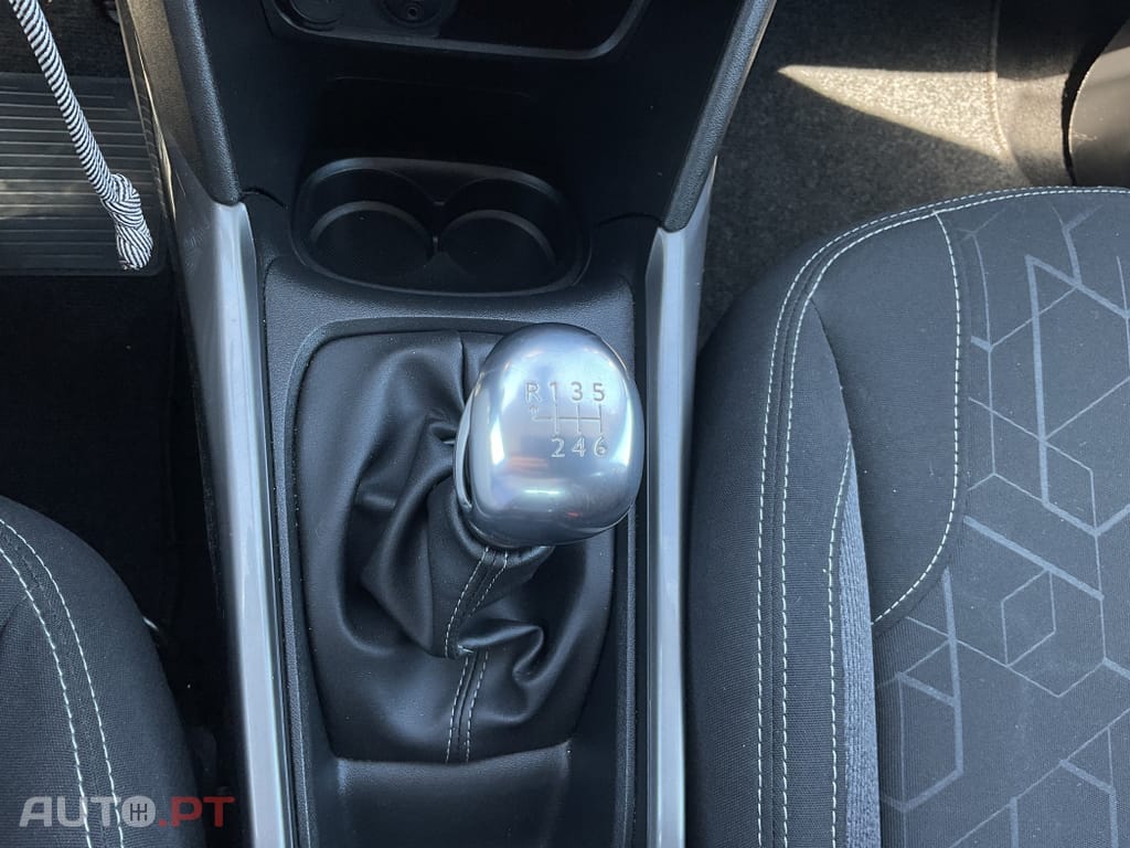 Peugeot 2008 1.6 BlueHDi Active