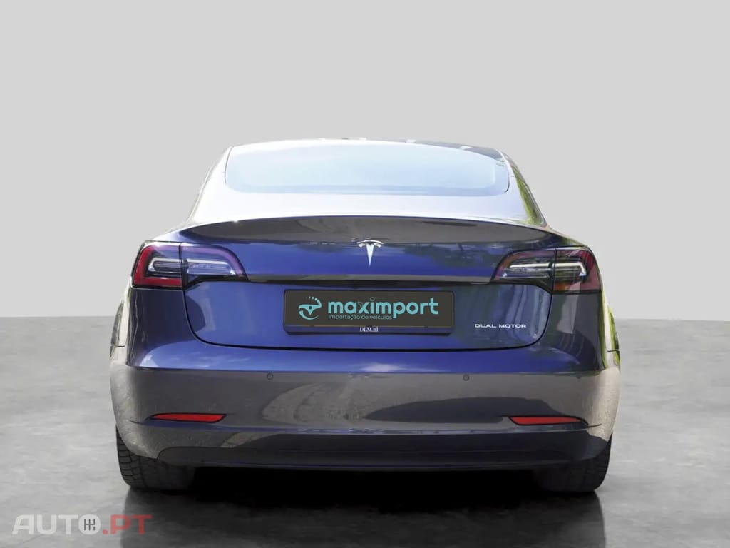 Tesla Model 3 Tração Traseira