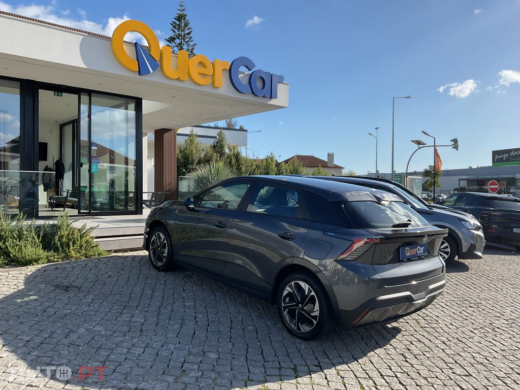 MG MG4 51 kWh Standard