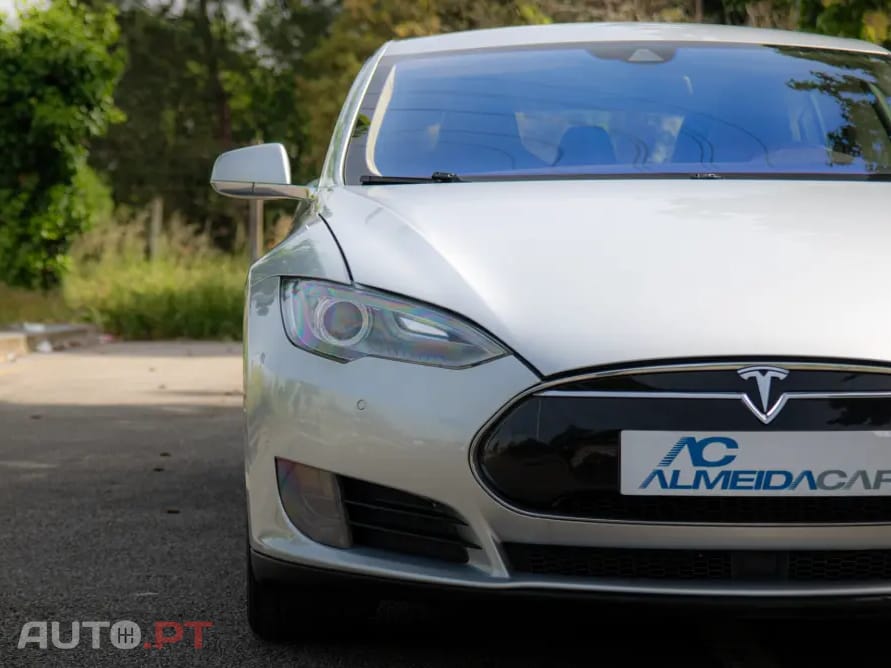 Tesla Model S 70D AWD