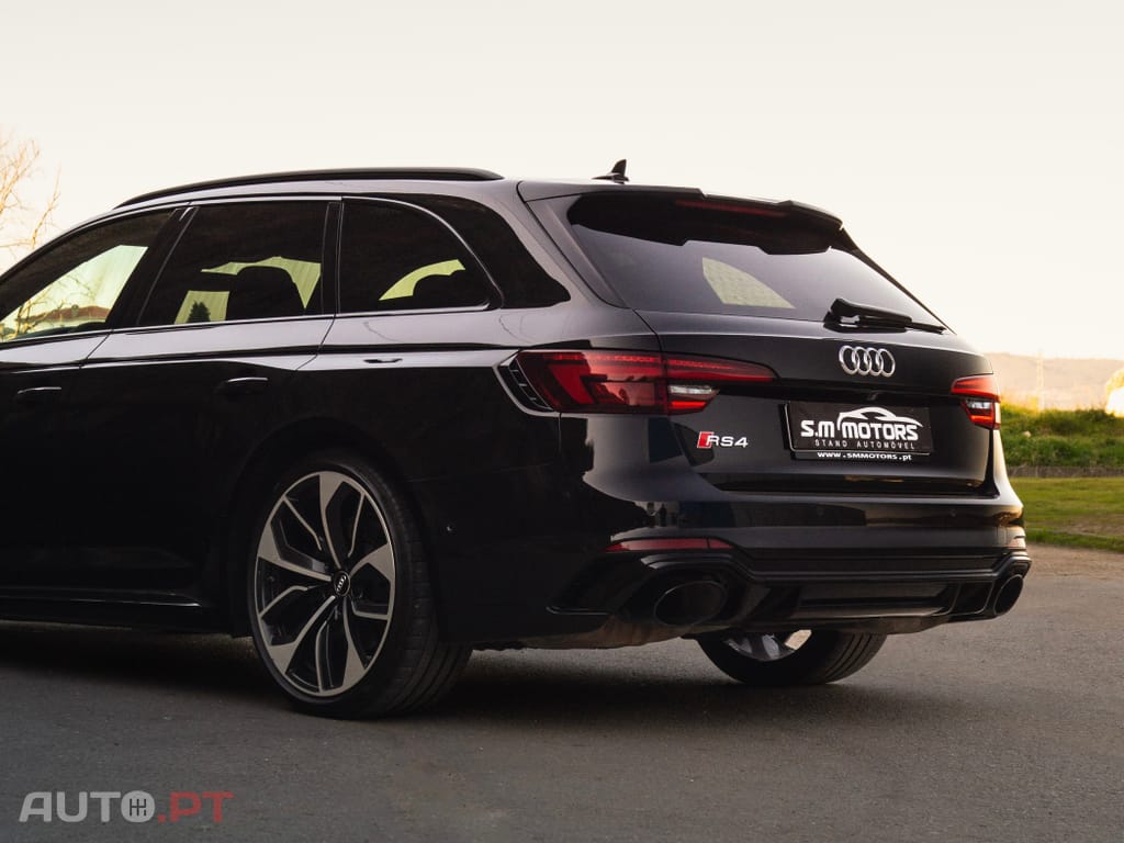 Audi RS4 2.9 TSI quattro Tiptronic
