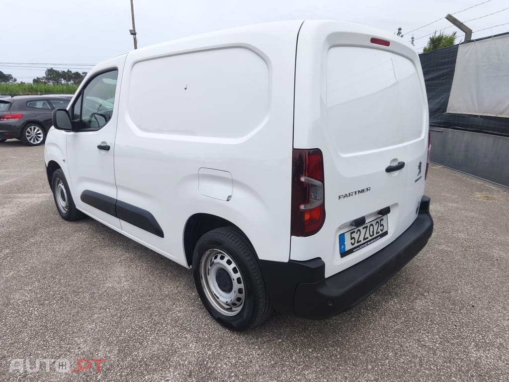 Peugeot Partner 1.6 BlueHDi L1 Premium 3L