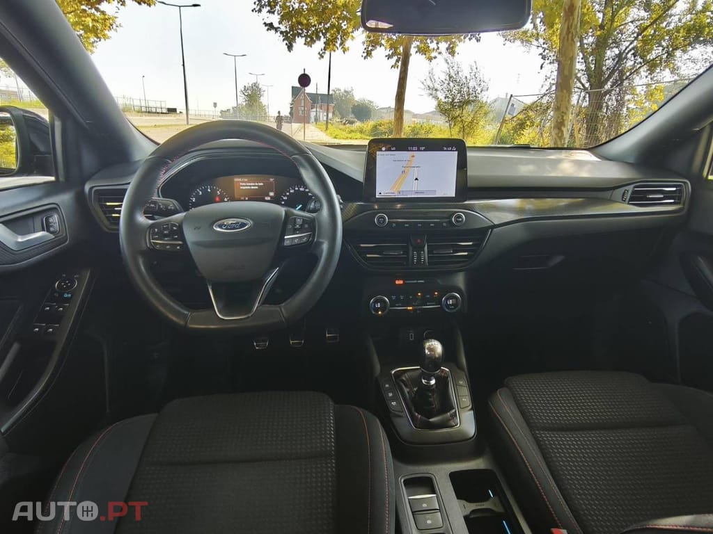 Ford Focus SW 1.0 EcoBoost MHEV ST-Line