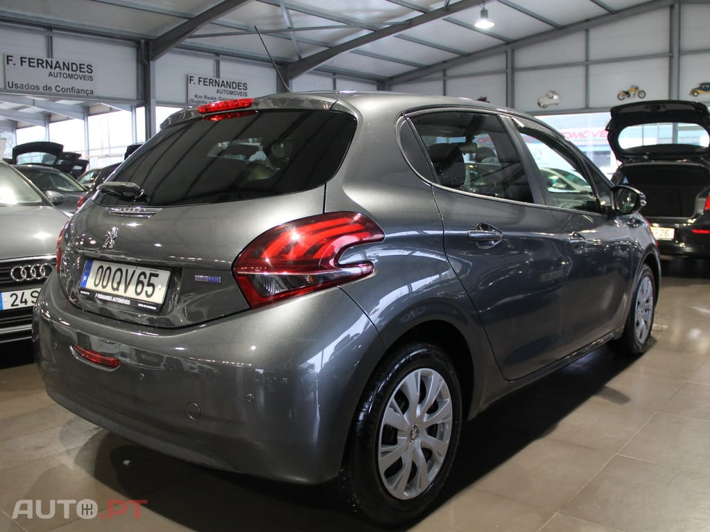 Peugeot 208 1.6 BlueHDi