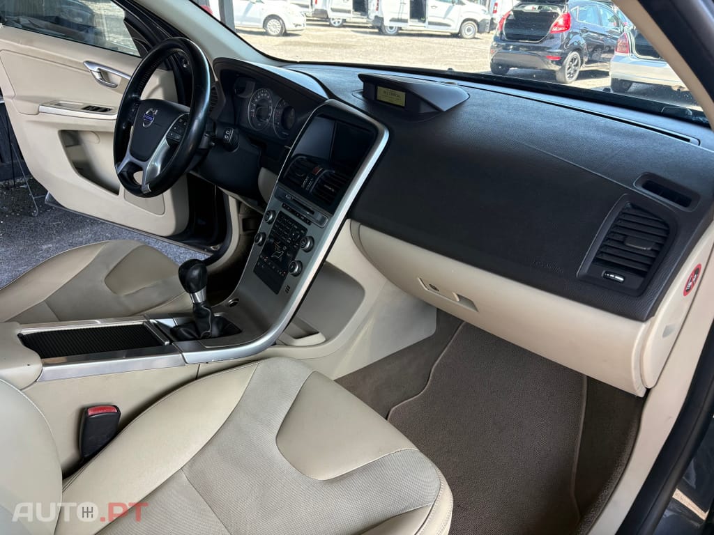Volvo XC60 D5 Momentum