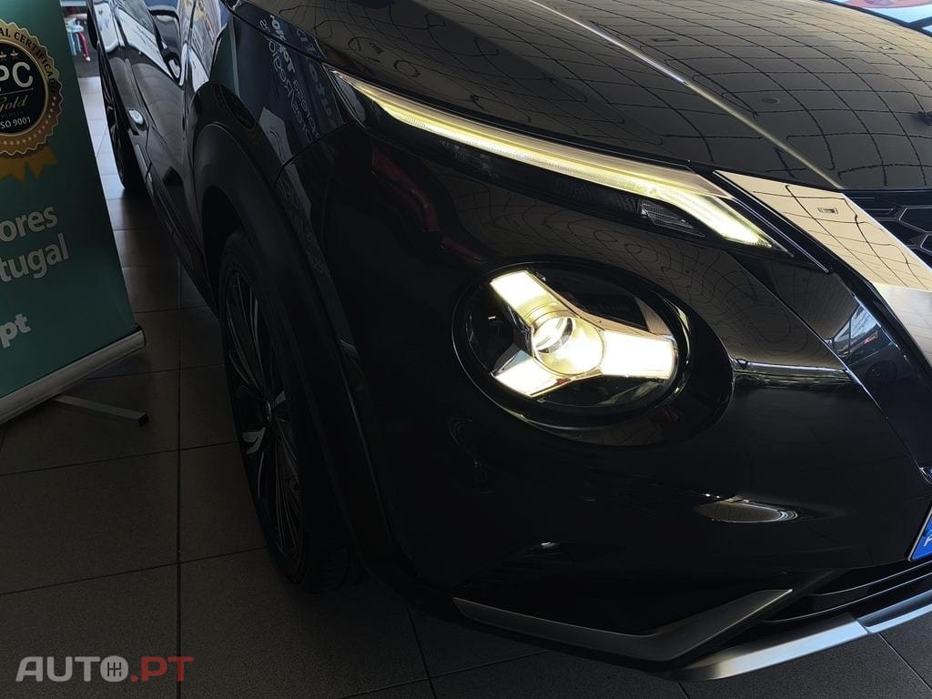 Nissan Juke 1.0 DIG-T N-DESIGN CHIC TWO TONE SILVER DCT 114 CV