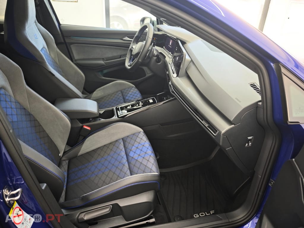 Volkswagen Golf 2.0 TSI R DSG