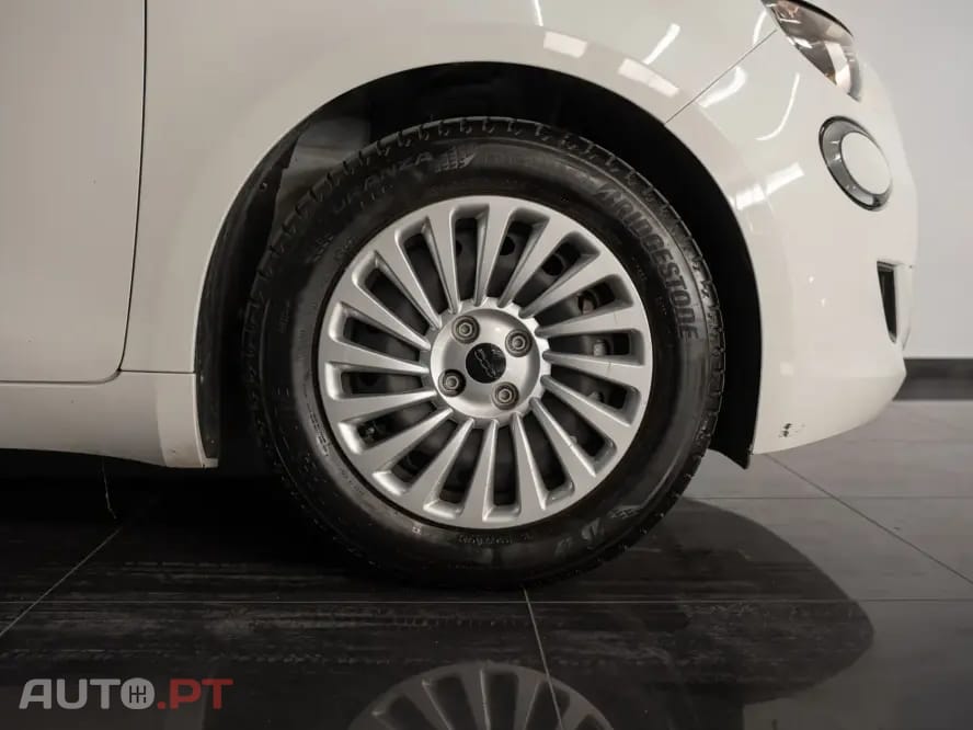 Fiat 500e Standard