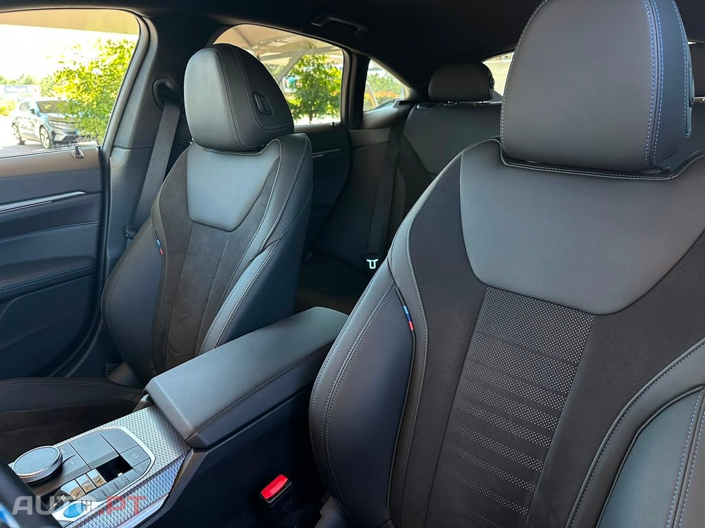 BMW i4 eDrive35 Pack Desportivo M