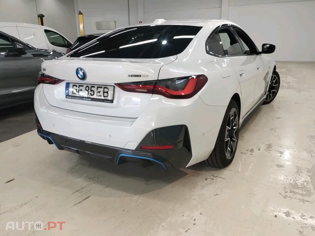BMW i4 eDrive40 Pack Desportivo M