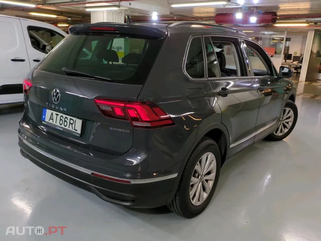 Volkswagen Tiguan 1.4 TSI eHybrid Conceptline DSG