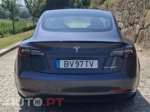 Tesla Model 3 Long Range AWD Dual Motor