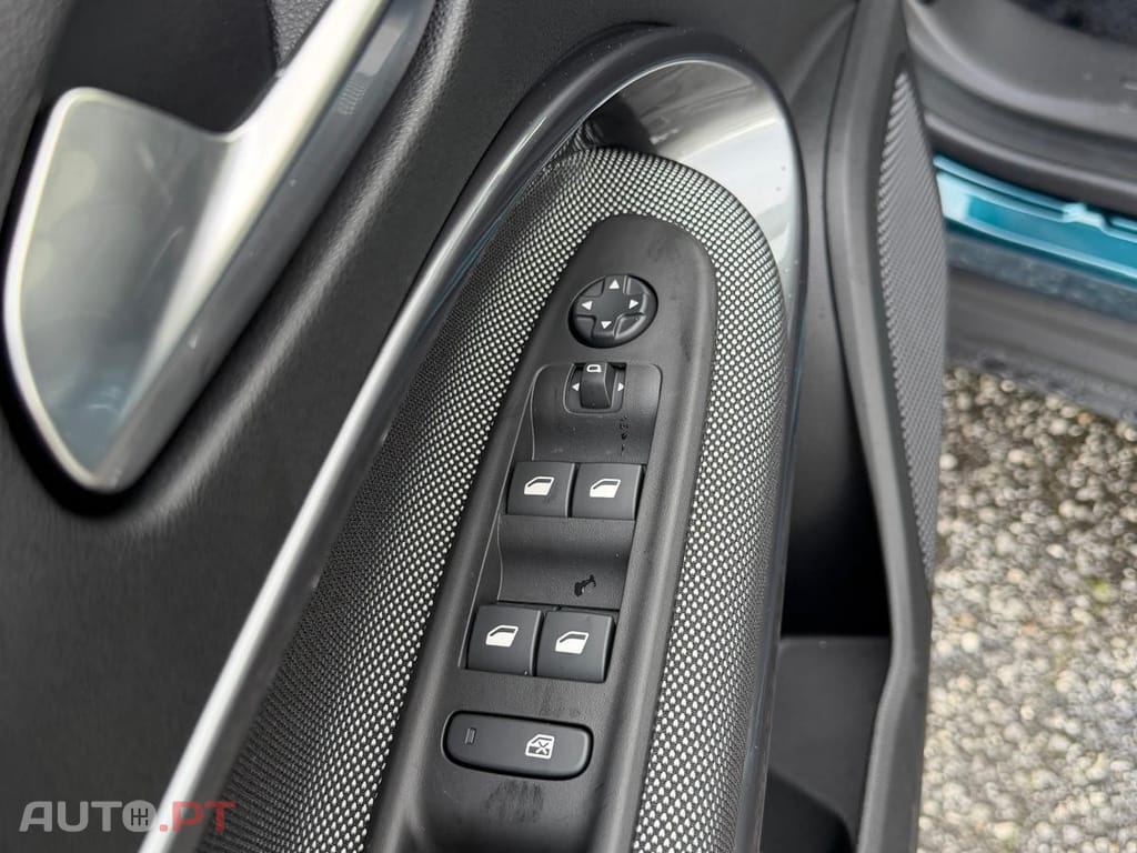 Fiat 600 1.2 Hybrid Icon