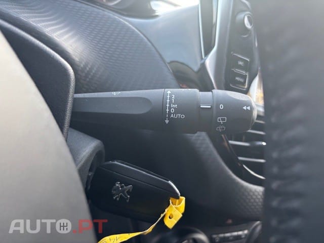 Peugeot 2008 1.6 BlueHDi Style