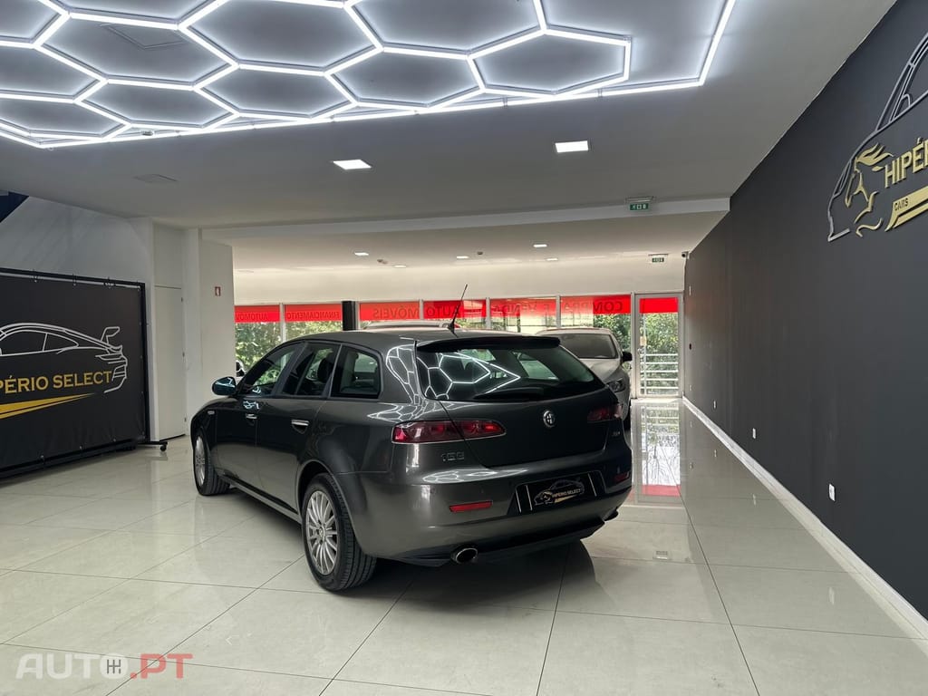 Alfa Romeo 159 Sportwagon 1.9 JTDm 16V Sportiva