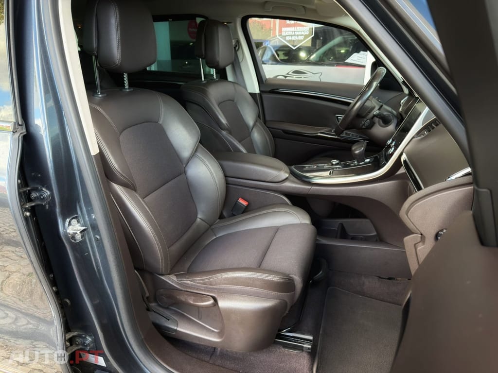 Renault Espace 2.0 dCi Intens 7L EDC