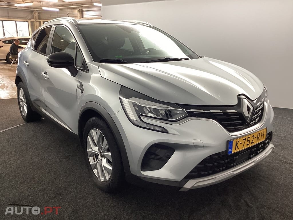 Renault Captur 1.3 TCe Exclusive EDC