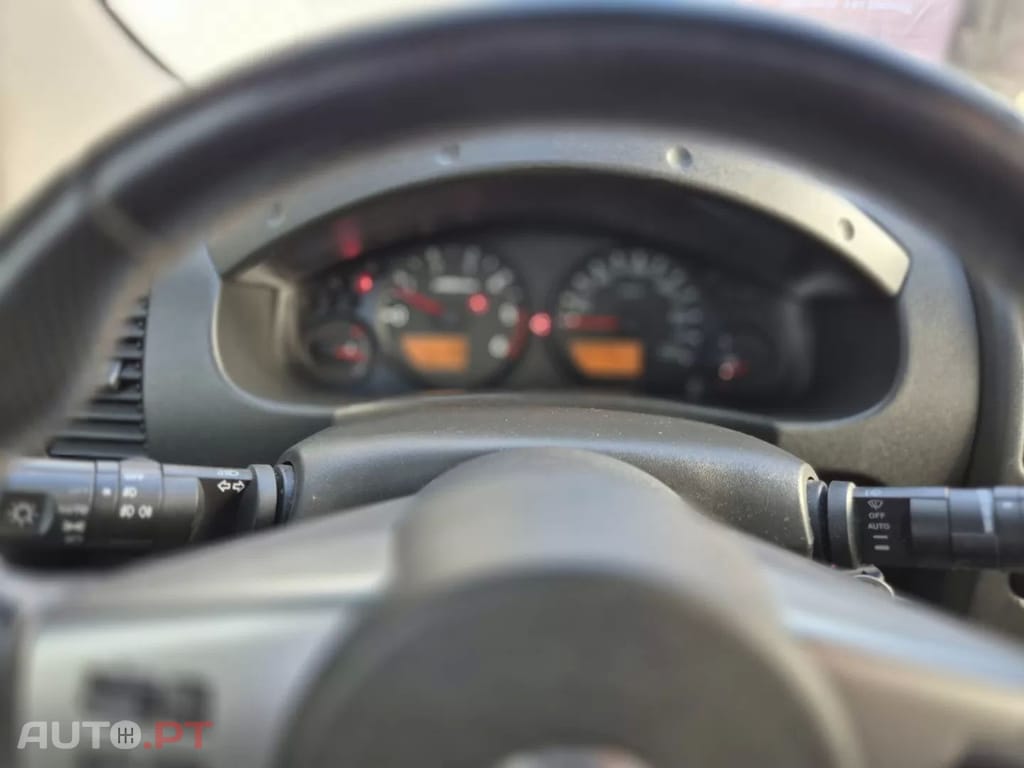 Nissan Navara 2.5 dCi CD LE Prem.+IT