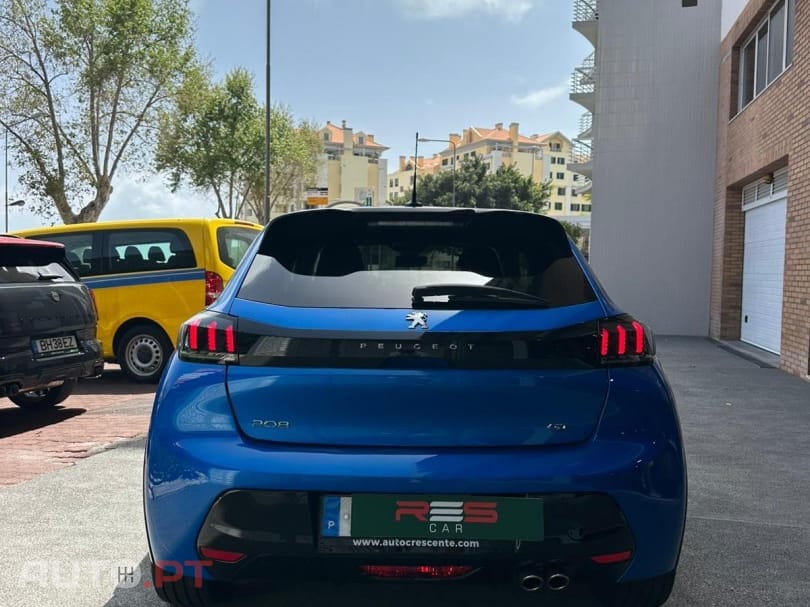 Peugeot 208 1.2 PureTech GT EAT8
