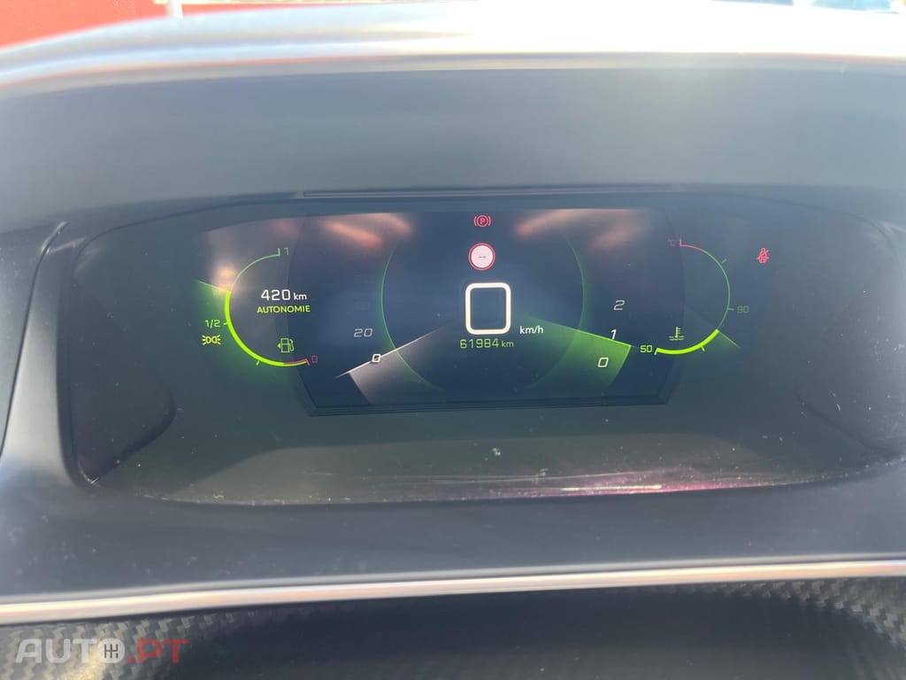 Peugeot 2008 1.2 PureTech Allure
