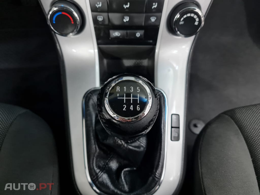 Chevrolet Cruze 1.7 LTZ
