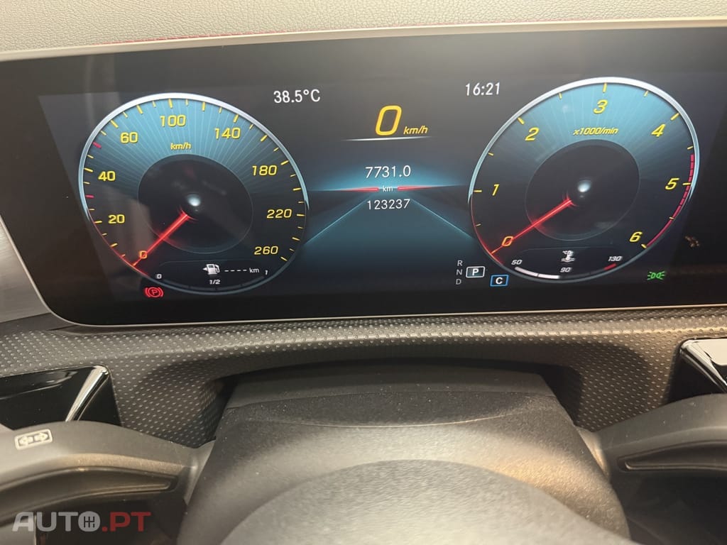 Mercedes-Benz CLA 180 d Shooting Brake AMG Line Aut.