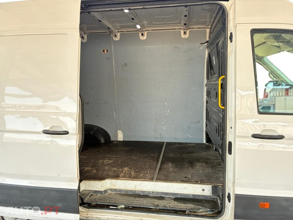 Volkswagen Crafter 30 2.0 TDI L3h3