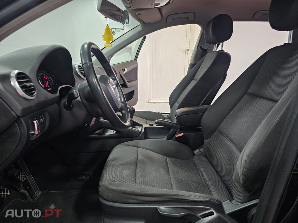 Audi A3 Sportback 1.6 TDi S-line