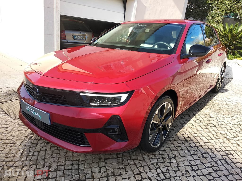 Opel Astra elétrico 54kwh