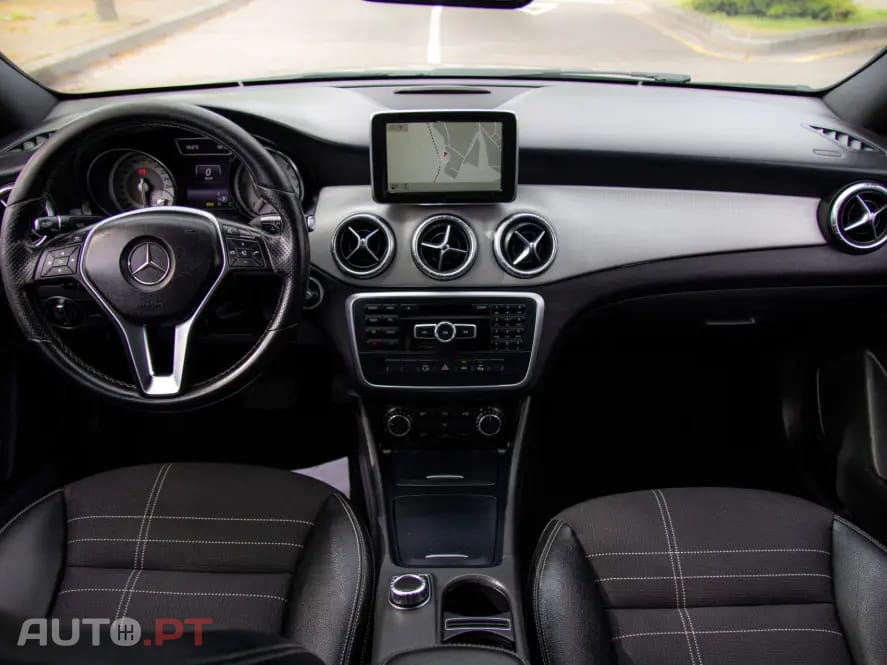 Mercedes-Benz CLA 220 CDI Urban Aut.