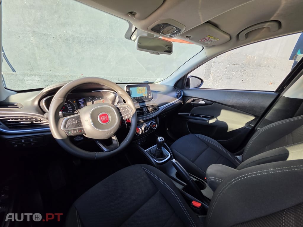 Fiat Tipo 1.3 M-Jet Lounge Tech J17