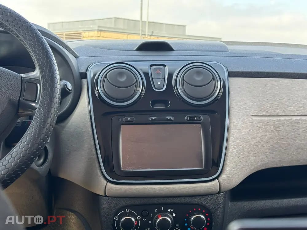 Dacia Lodgy 1.5 dCi Confort 7L