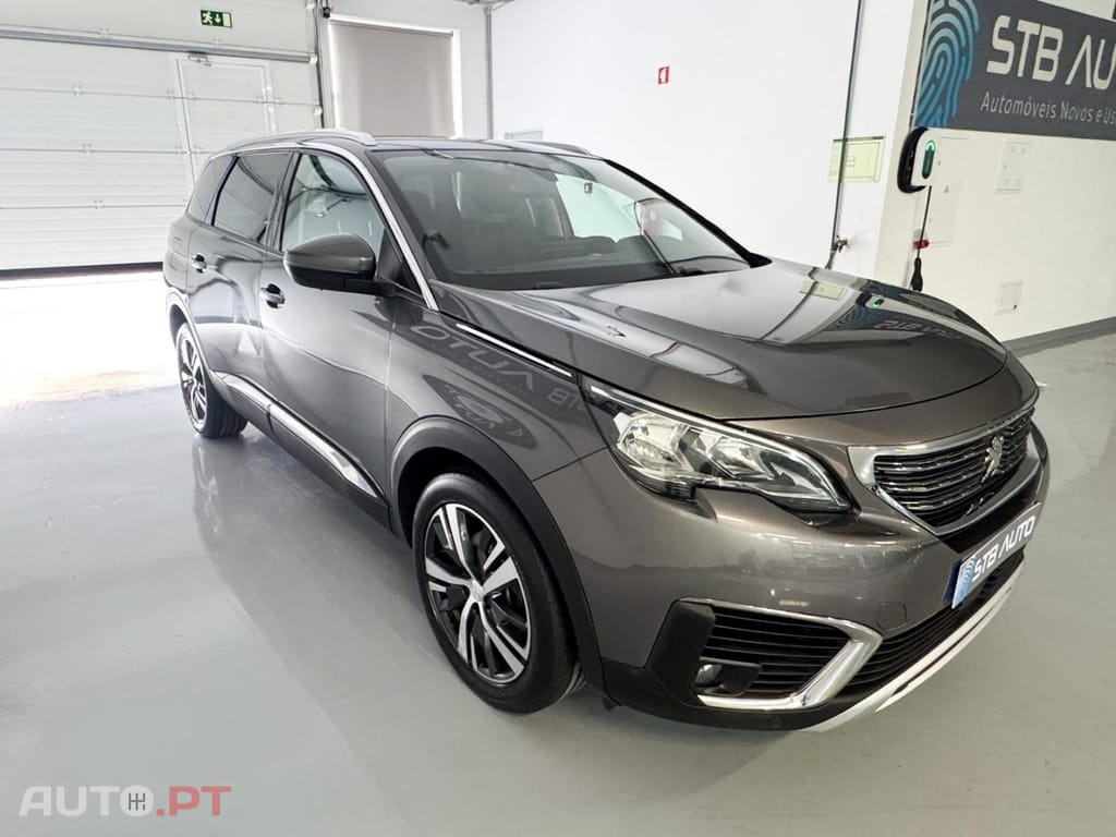 Peugeot 5008 1.5 BlueHDi Allure