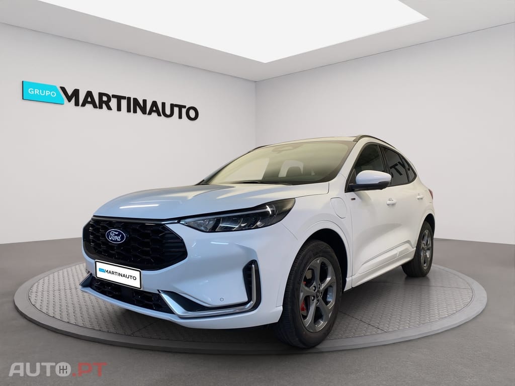 Ford Kuga 2.5 PHEV ST-Line X