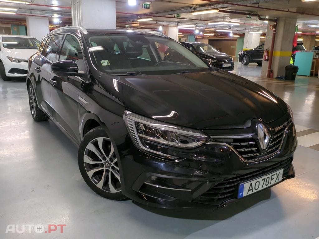 Renault Mégane Sport Tourer 1.5 Blue dCi Intens EDC