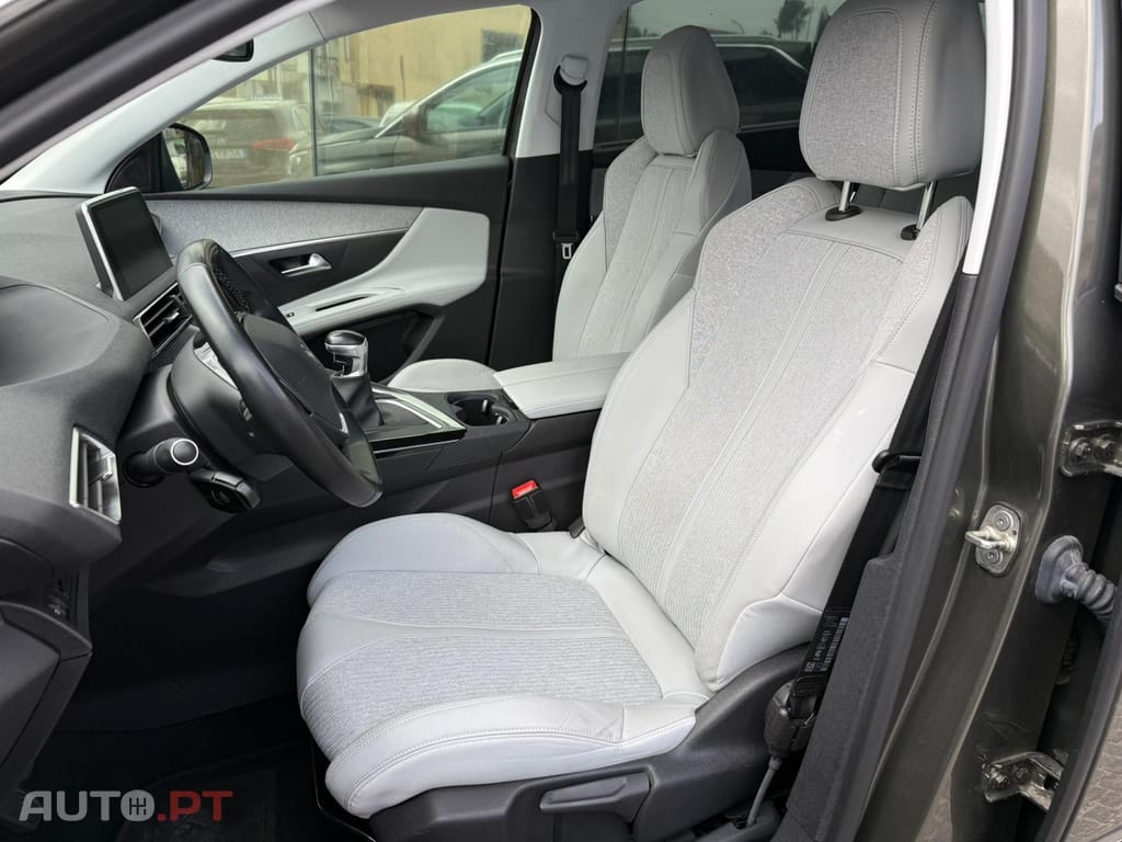 Peugeot 5008 1.5 BlueHDi Allure