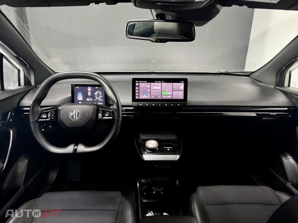 MG MG4 64 kWh Luxury