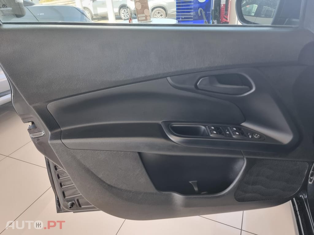 Fiat Tipo 1.3 M-Jet Street